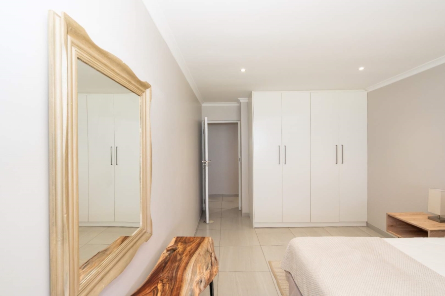 3 Bedroom Property for Sale in Middedorp Western Cape